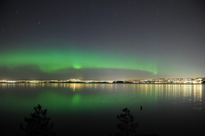 First northern lights (Aurora borealis) of 2010