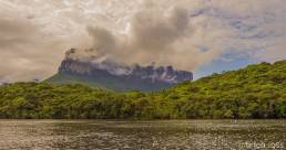 Boat trip to Angel Falls I