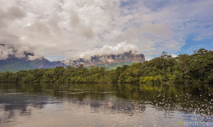 Boat trip to Angel Falls I